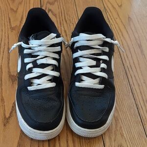 Nike Black and White Athletic Shoes